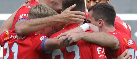 Fotbalisti Viktorie Plzeň slaví gól Fotbalisti Viktorie Plzeň slaví gól