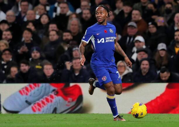 Raheem Sterling v dresu Chelsea proti Tottenhamu