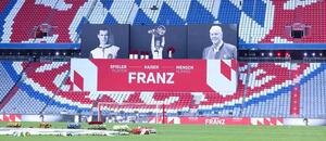 Poslední rozloučení s Franzem Beckenbauerem proběhlo v Allianz Areně