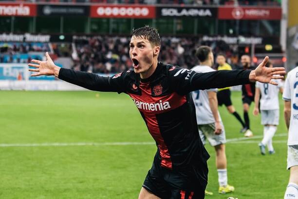 Patrik Schick slaví vítězný gól proti Hoffenheimu