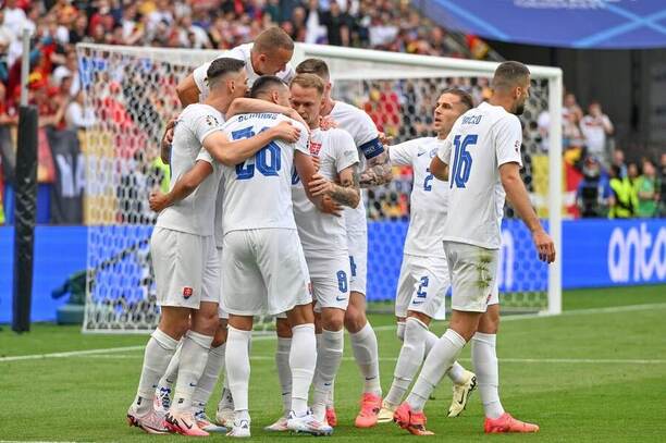 Slovensko se raduje z gólu proti Belgii na ME ve fotbale 2024