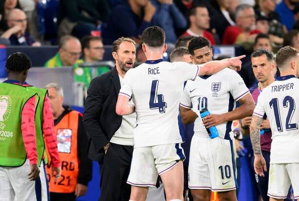 Southgate musí odpovědět celé řadě kritiků