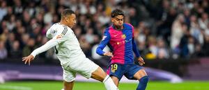 Kylian Mbappé a Lamine Yamal v ligovém El Clásiku