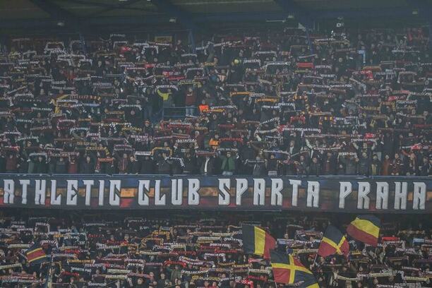 Fanoušci Sparty před utkáním s Brestem
