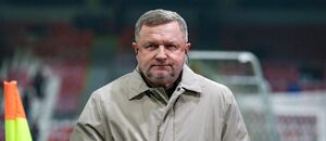 Pavel Vrba v Plzni na zápase s Manchesterem United Pavel Vrba v Plzni na zápase s Manchesterem United