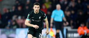 Diogo Jota z Liverpoolu během čtvrtfinále EFL Cupu se Southamptonem Diogo Jota z Liverpoolu během čtvrtfinále EFL Cupu se Southamptonem