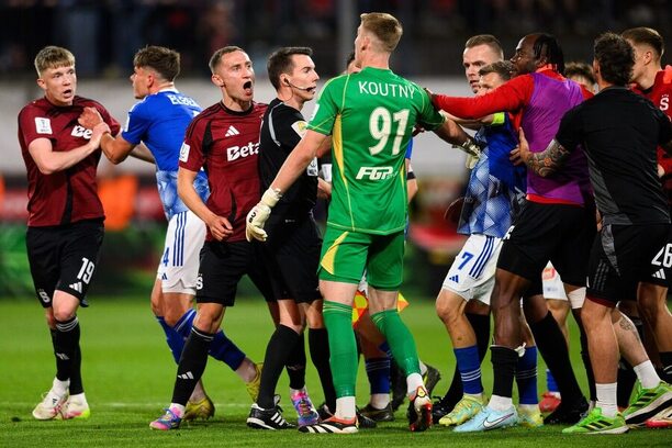 Roztržka ve finále MOL Cupu mezi Olomoucí a Spartou