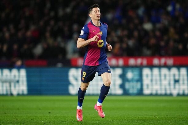 Robert Lewandowski během pohárového duelu s Atléticem Madrid
