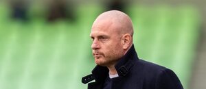 Trenér Andreas Brännström během utkání v Karviné Trenér Andreas Brännström během utkání v Karviné