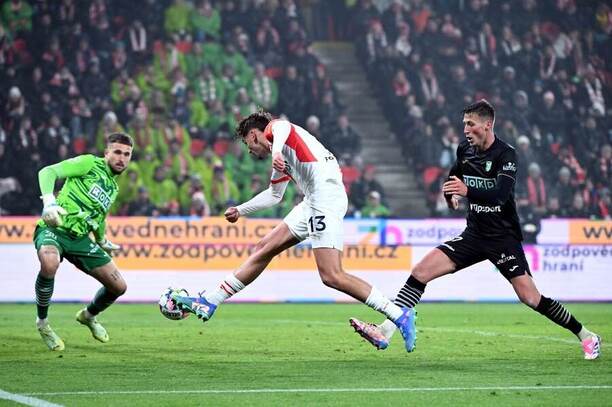 Slavia - Karviná 5:1, 14. kolo Chance Ligy 2024/25