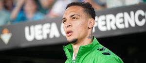 Antonymu to v dresu Betisu jde náramně: křídelník na hostování v roce 2025 neskutečně ožil