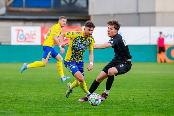David Tkáč v utkání 24. kola Chance Národní Ligy mezi Zlínem a Baníkem B