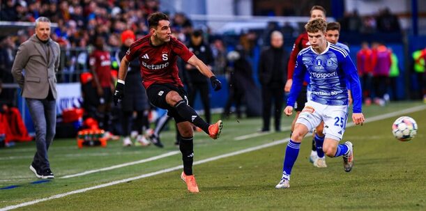 Qazim Laci a Matěj Mikulenka během ligového zápasu Olomouce se Spartou