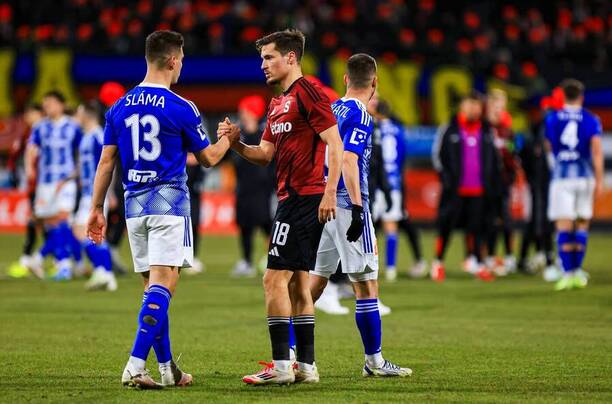Jiří Sláma a Lukáš Sadílek po utkání mezi Olomoucí a Spartou