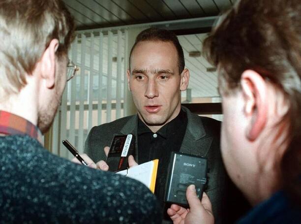 Jan Koller hovoří s novináři na reprezentačním srazu