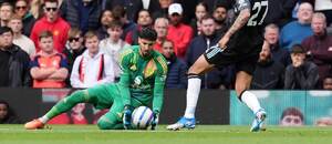 Altay Bayindir, Manchester United - Aston Villa, Premier League 2024/25