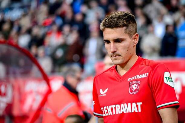 Michal Sadílek ještě v dresu Twente, nyní si zahraje se Slavií Ligu mistrů