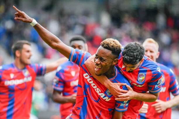 Fotbalisté Plzně slaví výhru nad Jabloncem, 5. kolo nadstavby Chance Ligy 2024–25