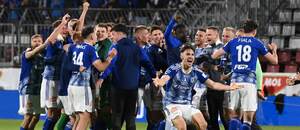 Fotbalisté Sigmy se radují z vítězství v MOL Cupu