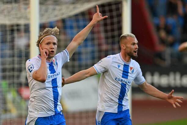 Matěj Šín a Erik Prekop z Baníku Ostrava slaví vstřelenou branku