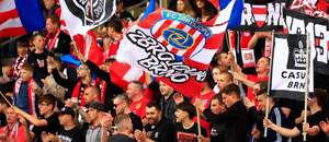 Fanoušci podporují Zbrojovku Brno i v nelehkém období
