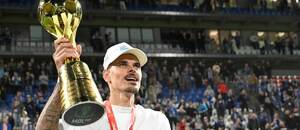 Nejlepší střelec minulé sezony Jan Kliment při oslavách vítězství MOL Cupu