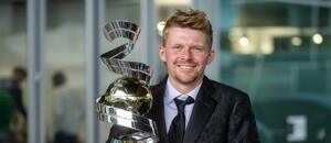 Pavel Šulc s cenou Zlatý míč ČR pro nejlepšího českého fotbalistu sezony udělovanou Klubem sportovních novinářů, 15. červenec 2025