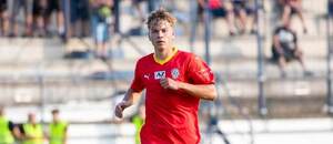 Hráč Zbrojovky Brno Daniel Polák ve střetnutí proti MFK Vyškov Hráč Zbrojovky Brno Daniel Polák ve střetnutí proti MFK Vyškov
