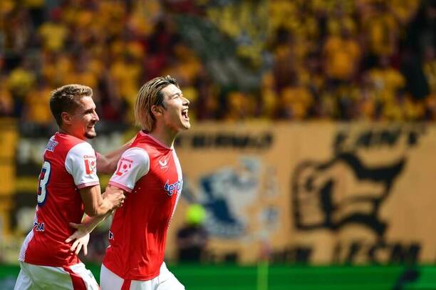 Posily Slavie Michal Sadílek a Daiki Hashioka