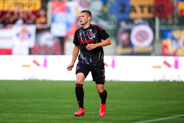 Pavel Kadeřábek byl v prvním zápase po návratu do Sparty jedním z nejlepších na hřišti