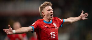 Pavel Šulc slaví v dresu českého národního výběru v utkání proti Ukrajině