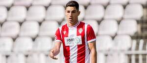 Obránce Daniel Fišl v akci