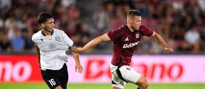 Pavel Kadeřábek během utkání 3. předkola Konferenční ligy
