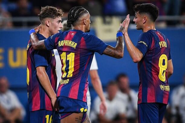 Hráči Barcelony během přípravného zápasu, srpen 2025