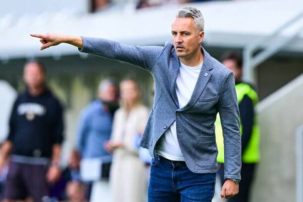 Trenér Olomouce Tomáš Janotka během utkání s Hradcem Králové