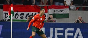 Cristiano Ronaldo v kvalifikačním utkání o MS 2026 proti Maďarsku, září 2025 Cristiano Ronaldo v kvalifikačním utkání o MS 2026 proti Maďarsku, září 2025
