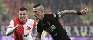 Tomáš Holeš v souboji veteránů s Jiřím Fleišmanem