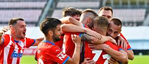 Radost fotbalistů Zbrojovky z gólu proti Artisu