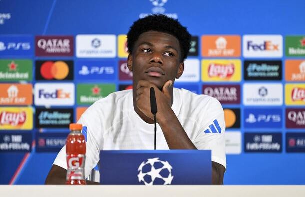 Aurélien Tchouaméni na tiskové konferenci před zápasem s Marseille