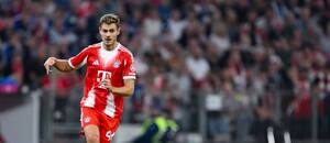 Josip Stanišić z Bayernu Mnichov Josip Stanišić z Bayernu Mnichov