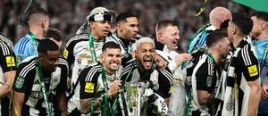 Fotbalisté Newcastlu ovládli Carabao Cup v sezoně 2024–25