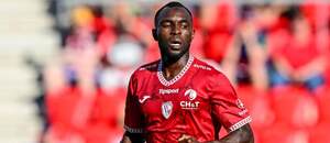 Abdullahi Tanko, pardubický útočník, v utkání proti Slovácku Abdullahi Tanko, pardubický útočník, v utkání proti Slovácku