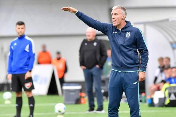Trenér Martin Hyský během zápasu 6. kola Chance Ligy proti Plzni