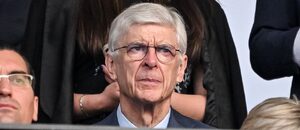 Arsène Wenger, OBE, bývalý manažer Arsenalu a nynější funkcionář FIFA Arsène Wenger, OBE, bývalý manažer Arsenalu a nynější funkcionář FIFA