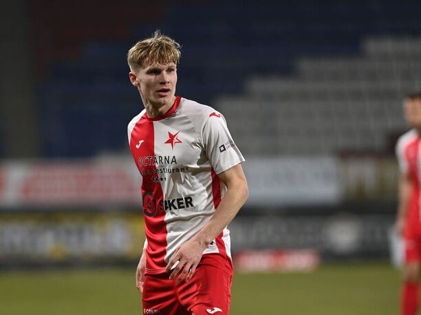 Záložník David Moučka v barvách Kroměříže Záložník David Moučka v barvách Kroměříže