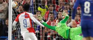 Petr Ševčík střílí legendární branku do sítě Chelsea