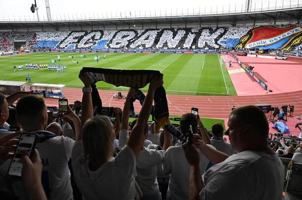 Choreo Chacharů v utkání proti Legii Warszawa