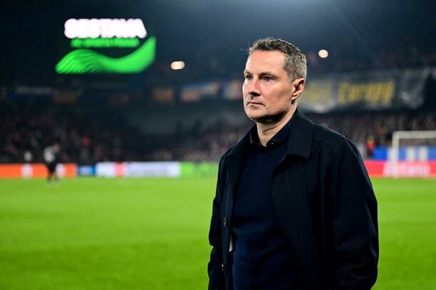 Trenér Sparty Brian Priske před zápasem s Rakówem