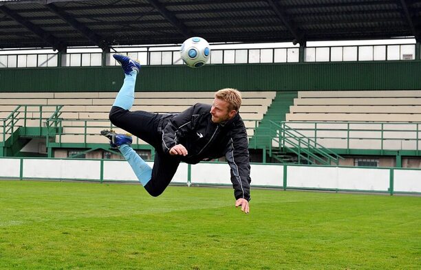 Zoubek po letech napodoval svůj kop alespoň pro fotografy