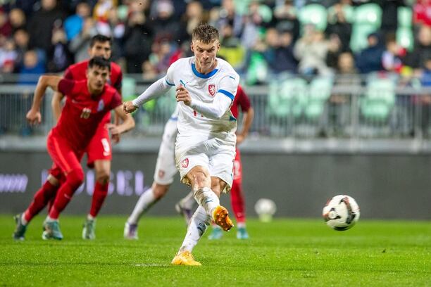 Lukáš Mašek během zápasu Česka s Ázerbájdžánem